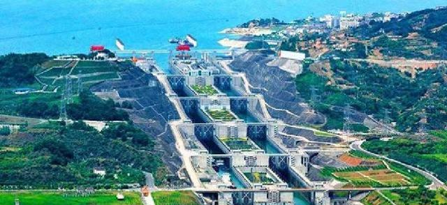 三峡大坝 “账本” 曝光：运行了 20 余年，2500 亿投入如今回本了吗？