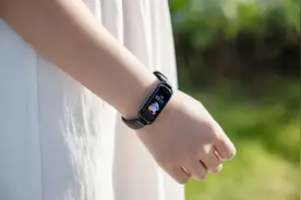 长期戴智能手表的危害有哪些？图片