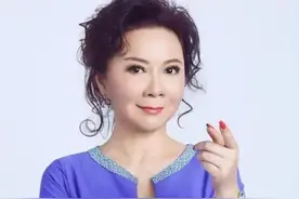 原来他就是蔡明的儿子，隐瞒了这么久，是蔡明的骄傲也是心病图片