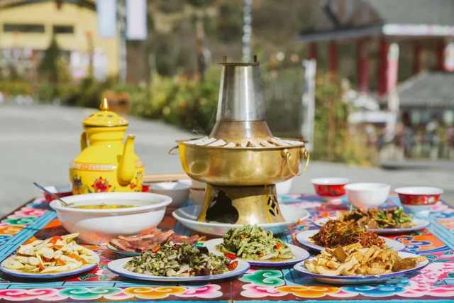 《2025雅安深秋耍事》出炉！这样耍，安逸得很！