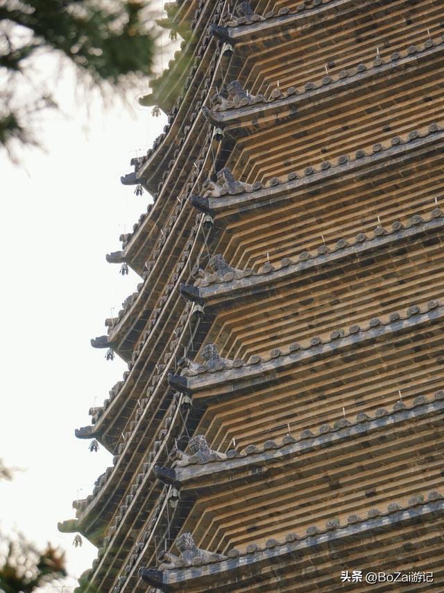辽塔塔刹战火毁，参照辽工复原铁刹，锦州古城标历史