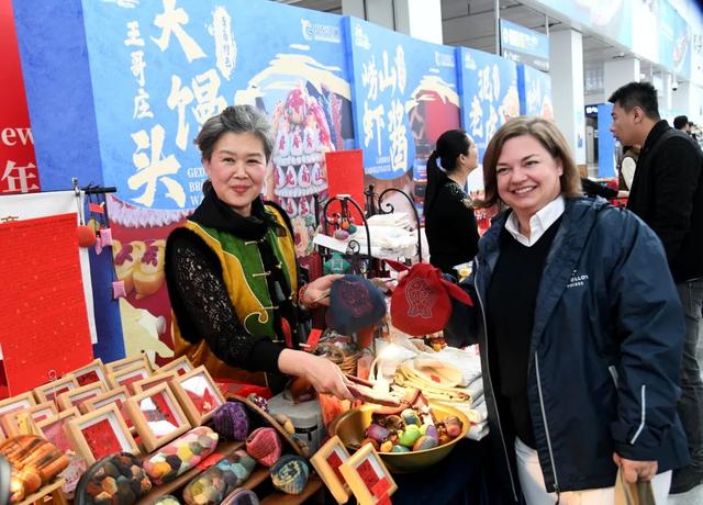 “入境游第一站”，何以成为城市“新赛道”？