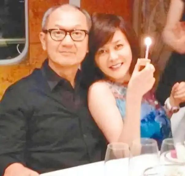 关之琳前男友陈泰铭近况曝光，69岁享受奢侈生活，与关之琳不联系
