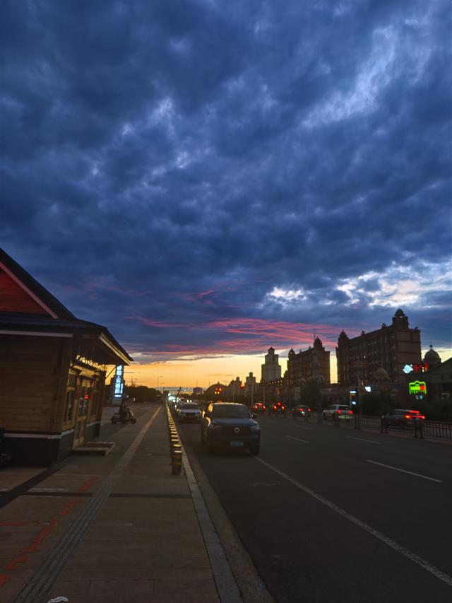 到了满洲里我们做了四件事，其中一件至今难以释怀