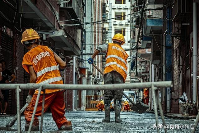 郑州地铁成避暑胜地！河南“土”味下的时尚基因藏不住了