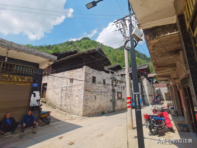 寻找一个空中阁楼躲匪洞堡，一栋150多年历史的深宅大院