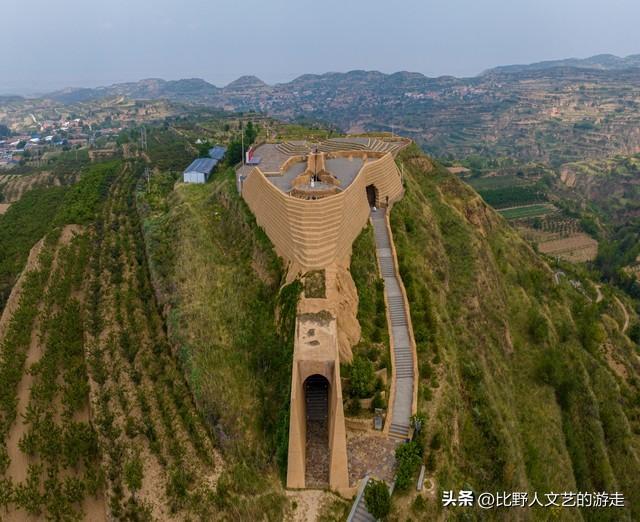 这里有：四大壁画、三座唐构、四大名楼之一，240万年前火种遗迹