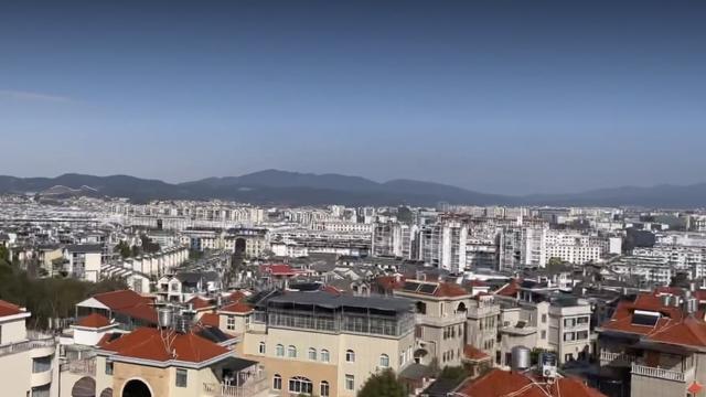 云南被低估的旅居城市，昆明动车直达，四季如春，物价低