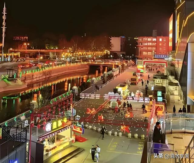 南阳府衙夜经济光芒万丈