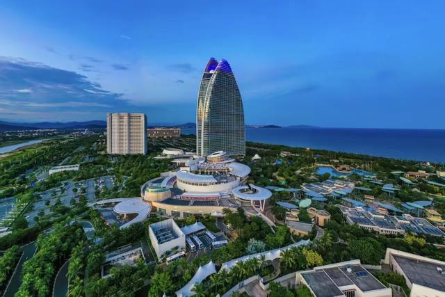 又一次引领时代旋风，复星旅文如何开启全球度假新征程?