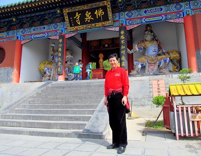 河南旅游：观中原大佛 赏神奇尧山纪行（图）