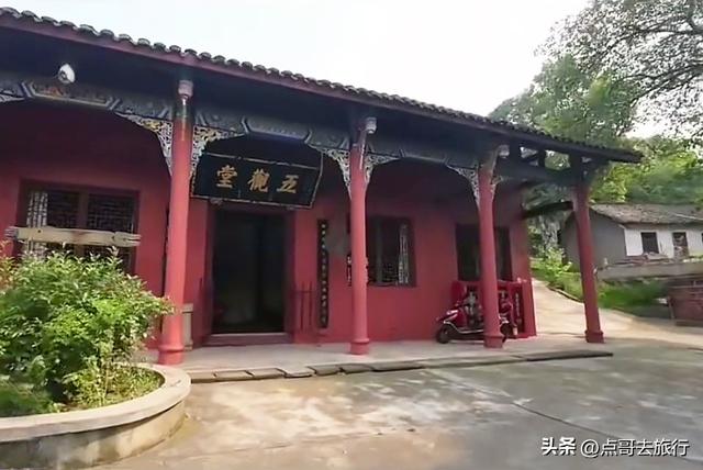 四川德阳最不可低估的寺庙，蕴含皇家气度，清幽静谧，公交直达！