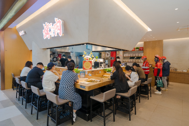 外卖的终场战事：不在流量，在“革新”厨房