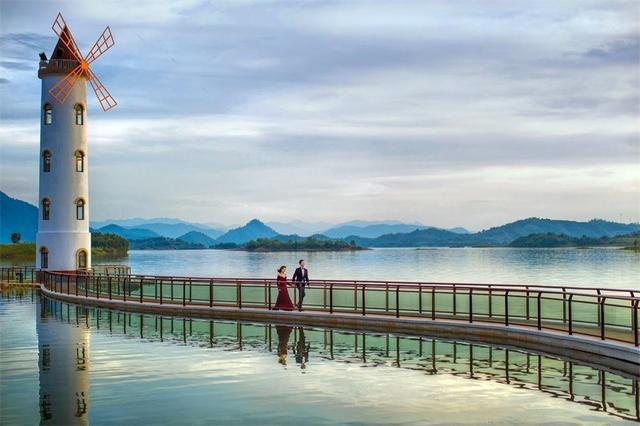 千岛湖：一湖藏万象，五城醉人间