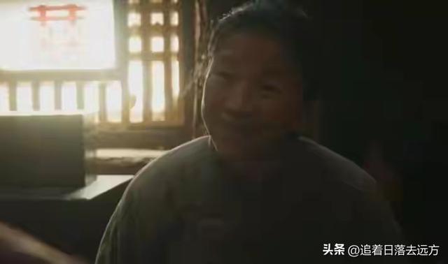 76岁大爷再婚65岁保姆，再婚第一晚，大爷直呼：我要离婚