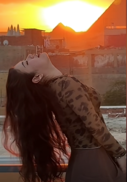 女博主环球旅行，身材好竟被外国男骚扰，正面硬刚网友直呼过瘾