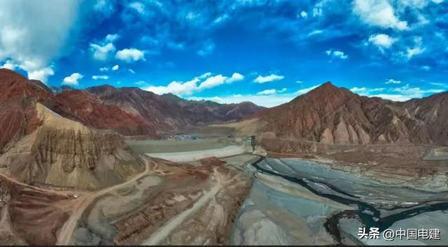 绘就“多彩新疆”锦绣画卷！打卡天山上的“电建足迹”
