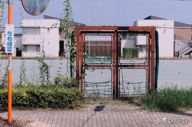 日本最穷的村子，常年倒数第一，村路意外的干净整洁