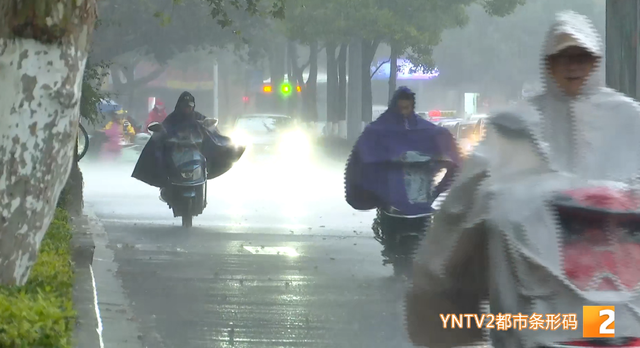 云南多地迎来初雪，你以为要出太阳了吗？不，雨季还没结束→