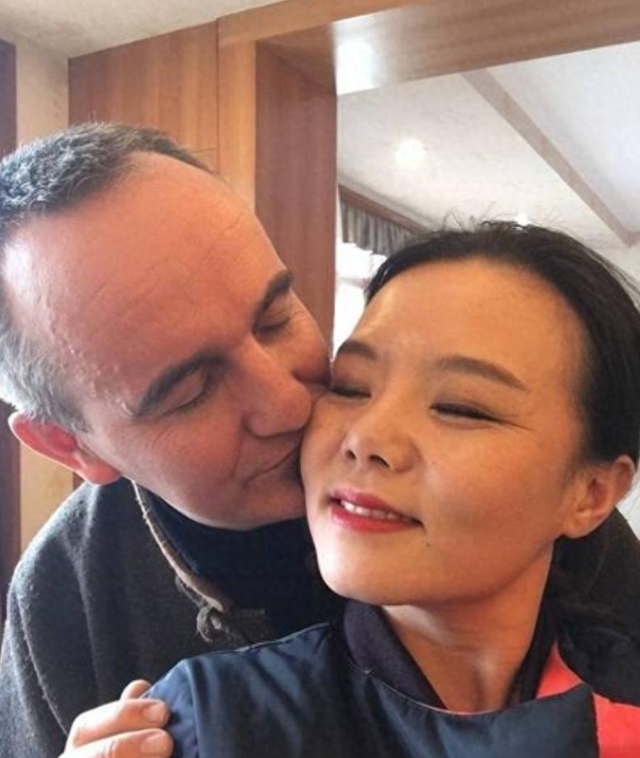 离婚10个月后，龚琳娜自曝和丈夫离婚内幕，原来对方喜欢奥地利的