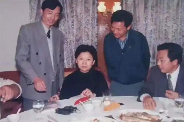董文华不再沉默，揭露了曾经被“封杀”的原因，原来我们都错怪她
