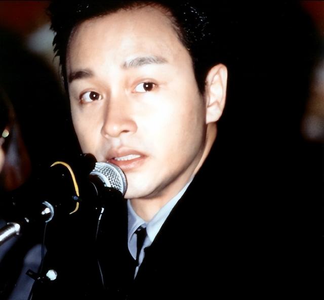 向太不再隐瞒，曝张国荣去世内幕，“脏东西”缠身，日夜受折磨
