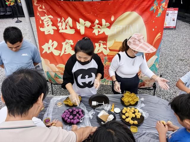 东丽区多元体验引爆假期消费热潮