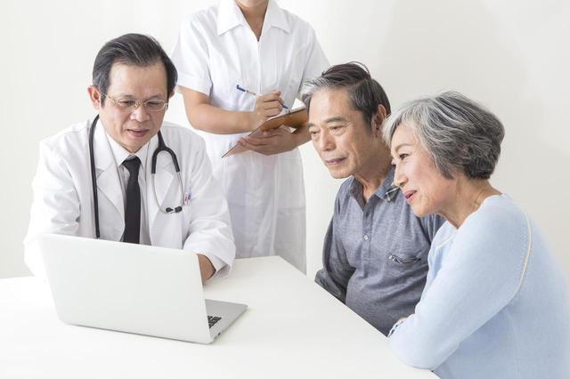 梦见家人生病，到底是好事还是坏事？梦里的细节真实暗示了这两点