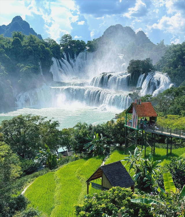 五月，推荐几个全国最适合出游的地方，收藏这一份就够了！