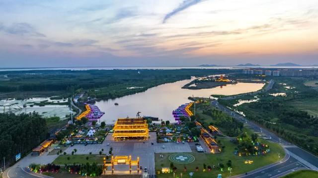 Emo救星！东平湖开启初冬镜面模式，带来满格治愈力~