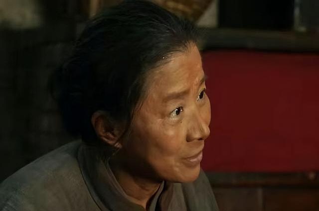 条件不符别演农村女人！全程苦瓜脸，老戏骨也带不动这个戏混子
