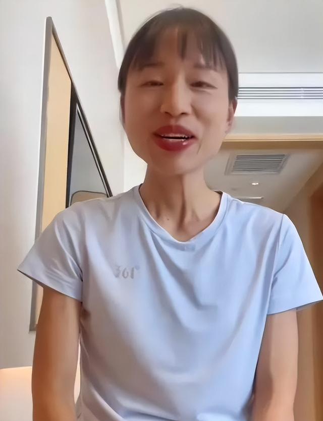 日本媒体公开锐评最快女护士离职风波，言辞犀利，句句直戳她心窝