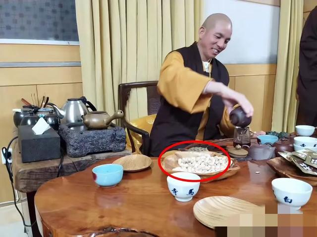 释印乐接替释永信任少林住持，为何不是方丈？住持和方丈有何区别