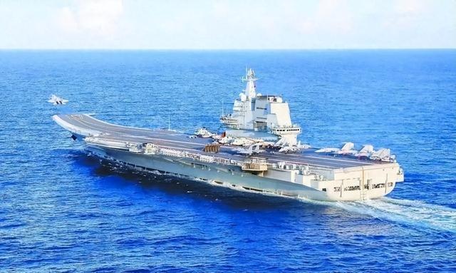 中方军机对日亮剑，不到24小时，高市早苗恼羞成怒：将坚决回应