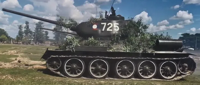 老挝上万大军集结边境？泰柬激战正酣，“突然下场”准备帮谁？