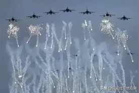 祸到临头还嘴硬？ 赖清德喊杀话音刚落，大陆战机直接冲向台岛图片