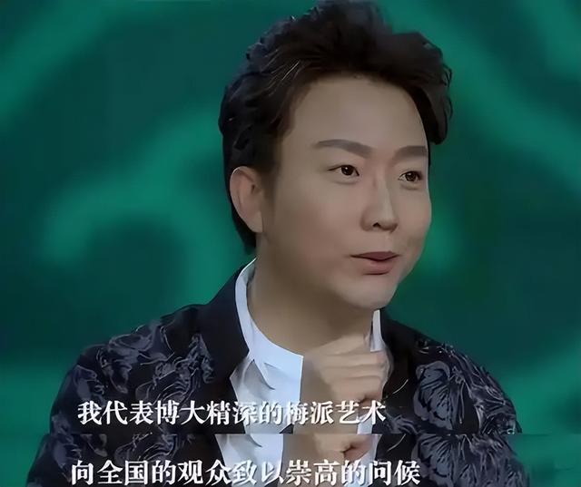 这一次，47岁的"跳梁小丑"李玉刚，如今已彻底走上了另一条道路