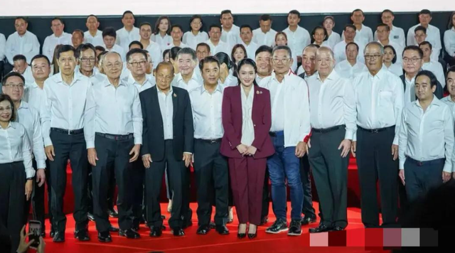 佩通坦高调回归，为泰党提前布局，泰国大选格局彻底变了？
