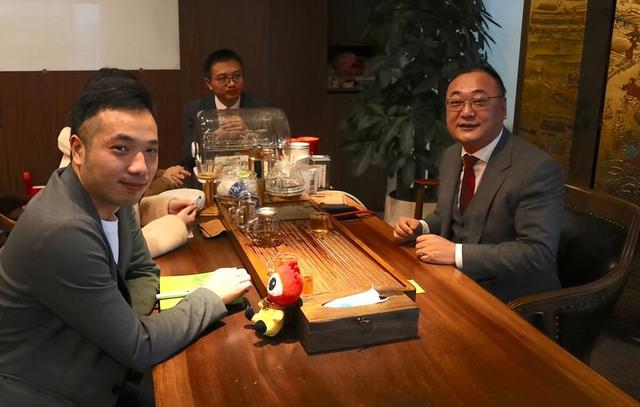 暴雷！广州知名董事长跳楼，公司停业破产清算，近百家门店全关闭