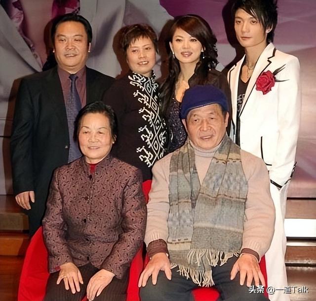 李湘风波再发酵！家境被扒底朝天，父母身份曝光	，原来何炅没说错