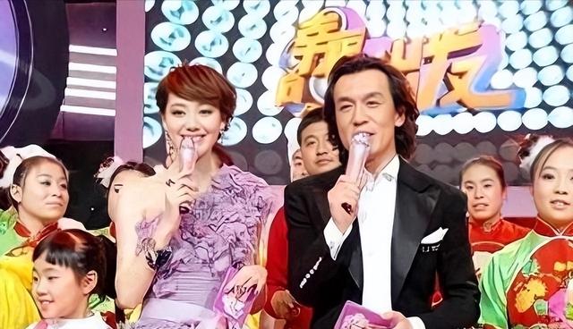 讨好大佬，陪睡上位，遭央视“开除”	，她身上的标签哪个才是真的