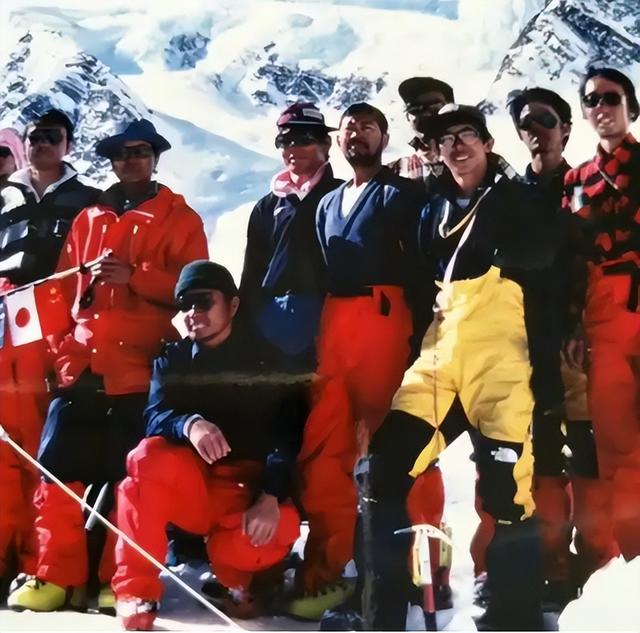 1991年17名登山精英集体遇难，7年后发现诡异登山日记：我们错了