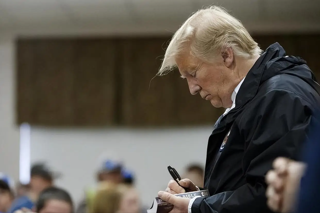 特朗普刚抵达达沃斯，50架大运升空，美军将在中国春节前开打？