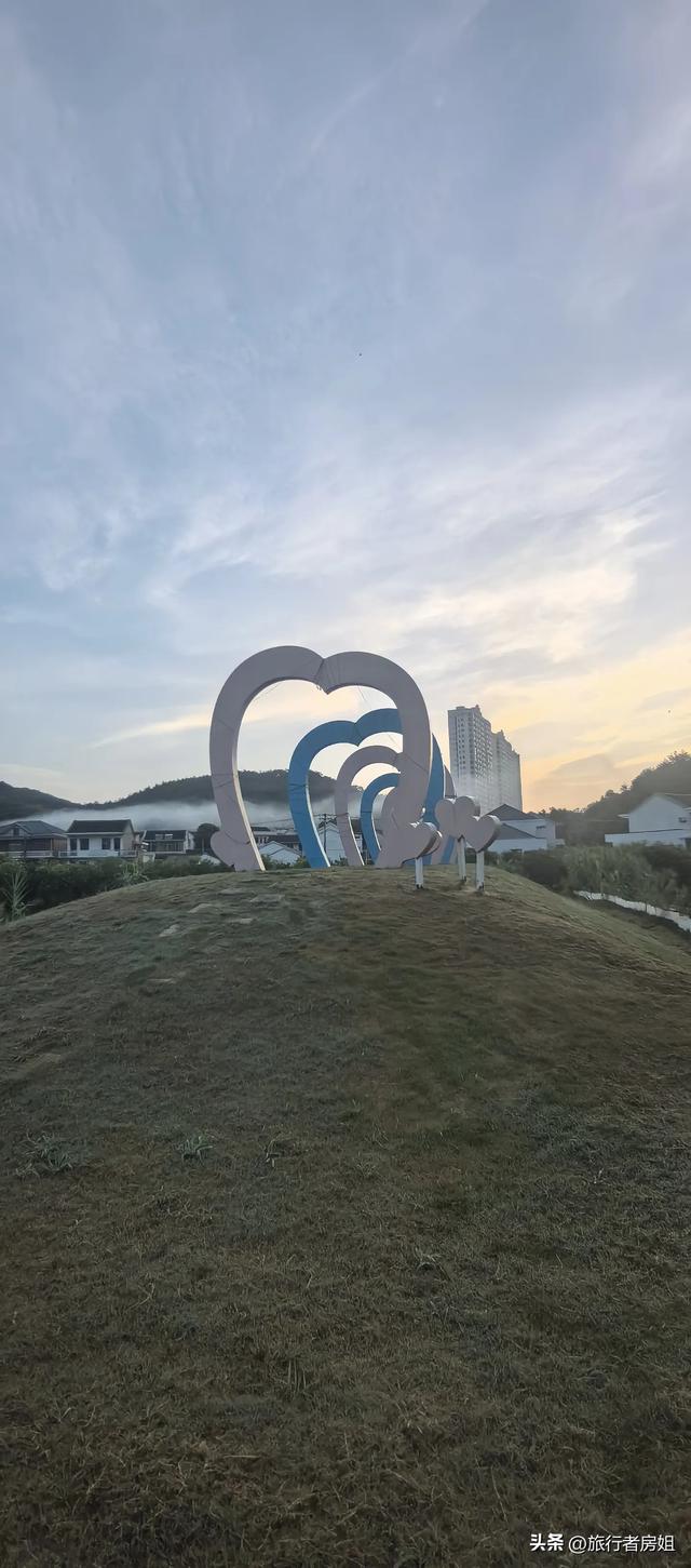 秀山岛去了还想再去的美丽小岛，异域风情味十足，入住率却很低