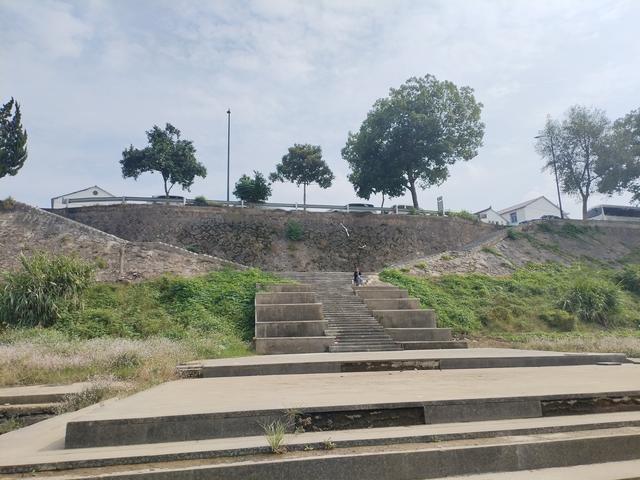 2025秋游：严子陵钓台 . 黄公望隐居地