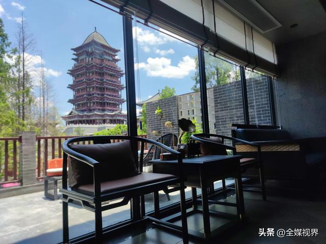 美食+美景，南充巴国布衣滨江店“诗画餐饮”惊艳出圈（上篇）