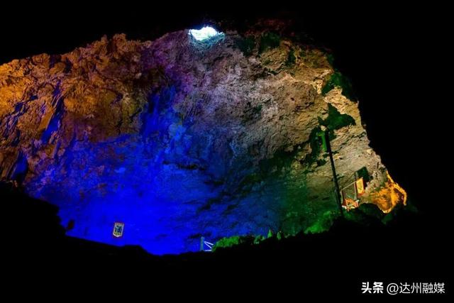 渠县賨人谷的秋天“水”醒啦，去解锁川东小九寨！