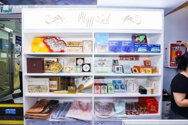 展讯丨粤博文化主题船焕新升级 意式“水上宫殿”优雅启航