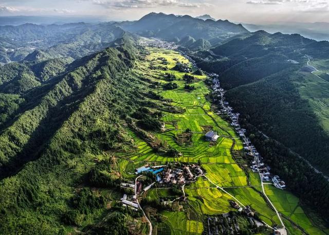 地名里的重庆 | 在山水与街巷中,寻迹石柱鱼池镇