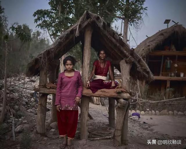 尼泊尔的月经羞辱：在这个国家，女人每个月都要被放逐一次